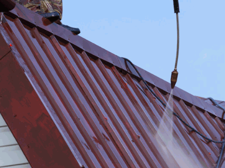 Pressure Washing In Roof